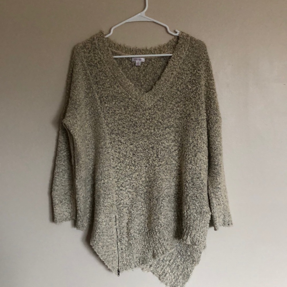 3/4 length sleeve sweater